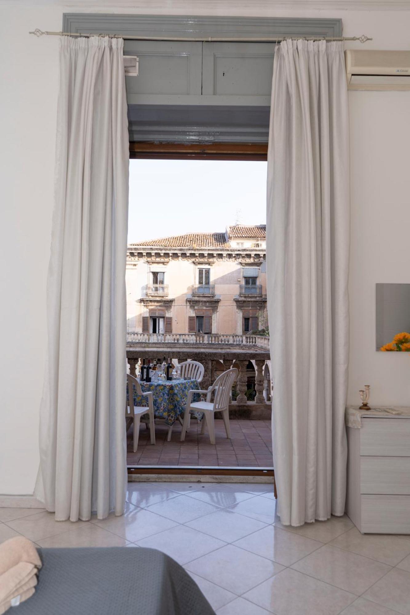 John Mary House Apartment Catania Exterior foto